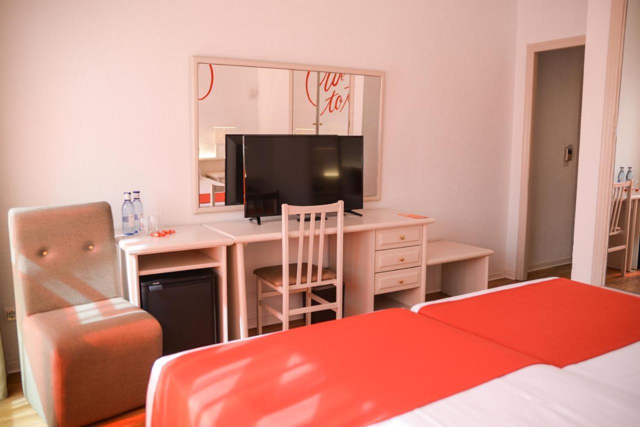 Lloret Vibe Affiliated By Fergus (adults Only) 4* Lloret de Mar